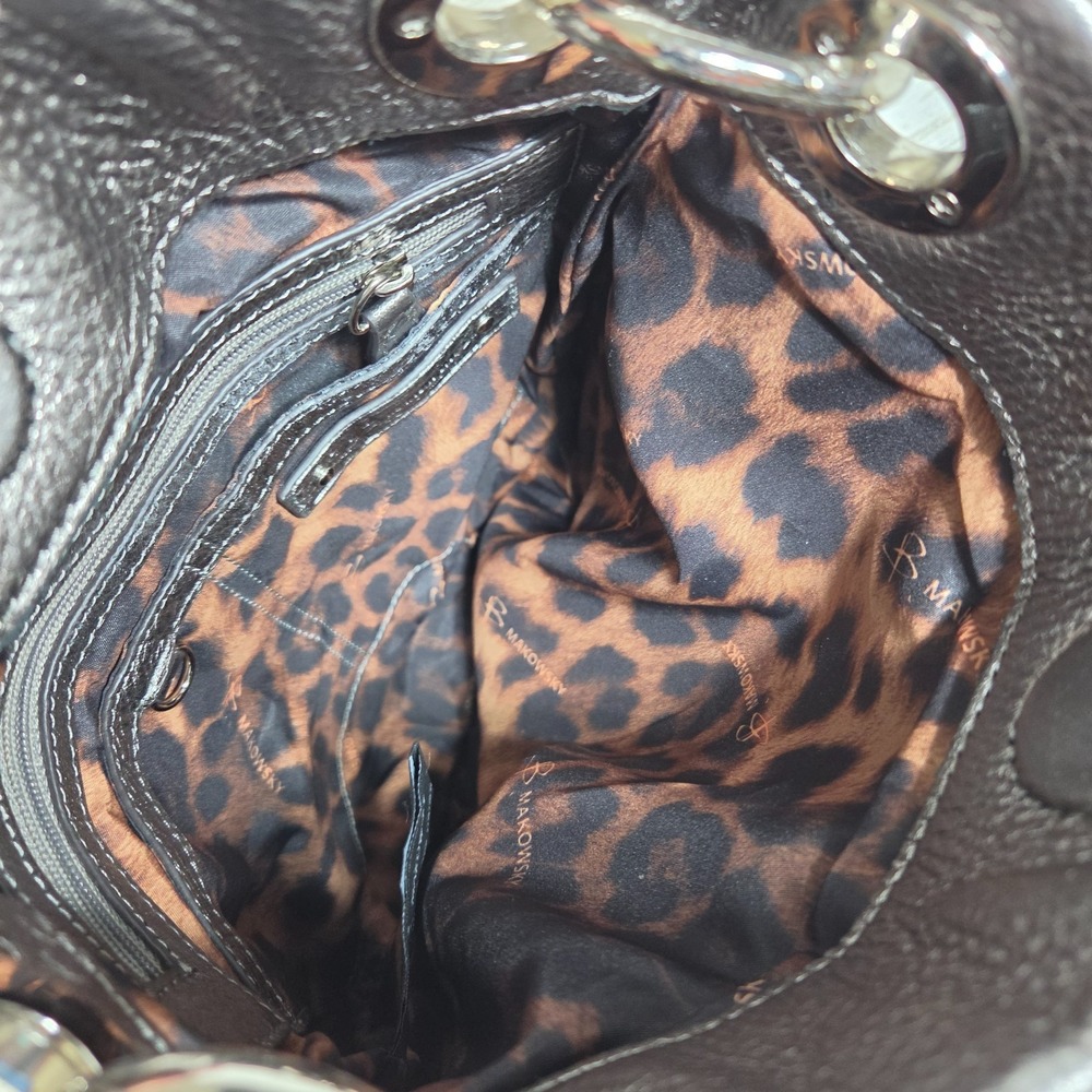 B. Makowsky Metallic Silver Pebbled Leather Crossbody Shoulder Bag Purse - Picture 15 of 16